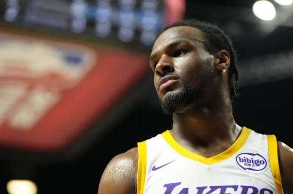 Jiuyou Sports-水货状元谏言詹皇儿子：改打控卫否则会被淘汰