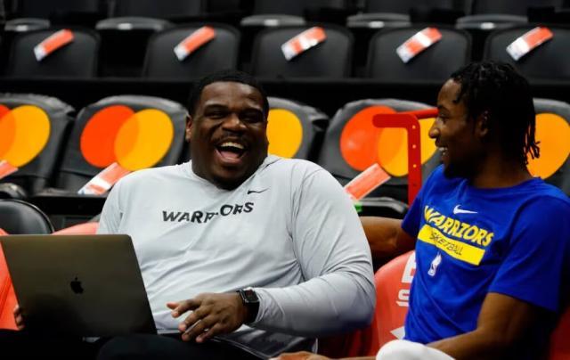 APP下载-库明加崛起的背后英雄，勇士助教团队可谓卧虎藏龙